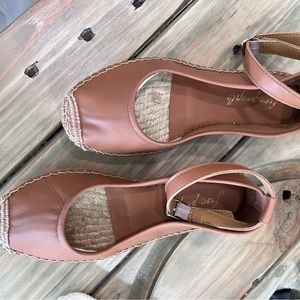 NWT Free People brown leather espadrille